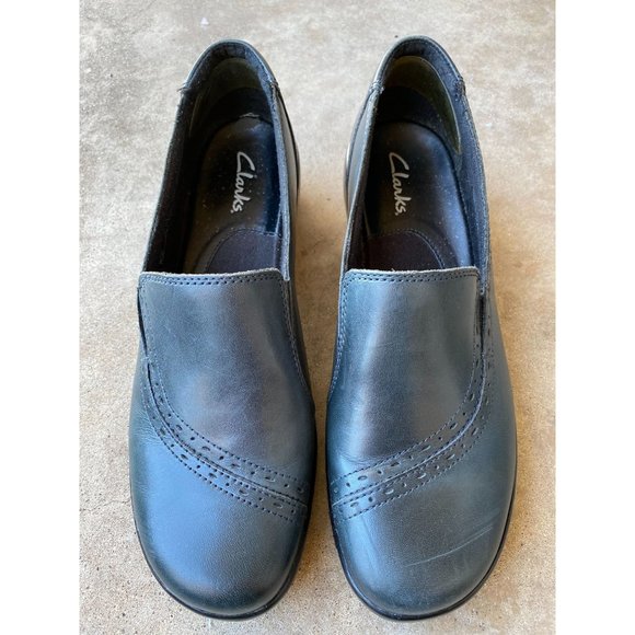 CLARKS WORK SHOE - Women - 7.5 - Black Leather - Loafers - Slip Resistant - Picture 1 of 14